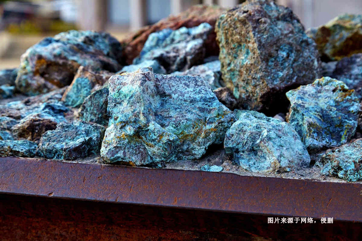 廣州黃埔港鋰輝石進口報關費用