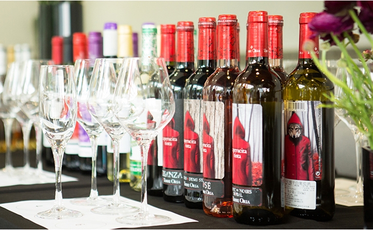 大連紅酒進口清關(guān)代理