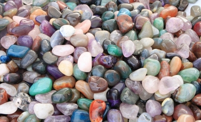 柬埔寨進(jìn)口報關(guān)公司哪家好？柬埔寨半寶石清關(guān)流程