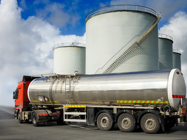 1627468301314155.jpg 危險(xiǎn)品進(jìn)口報(bào)關(guān)_副本.jpg