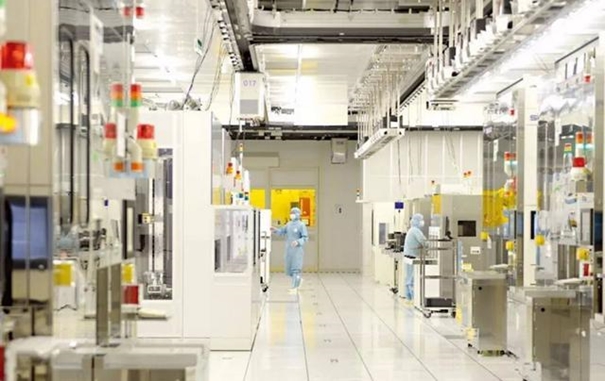 1628161567551699.jpg 上海進口二手光刻機清關