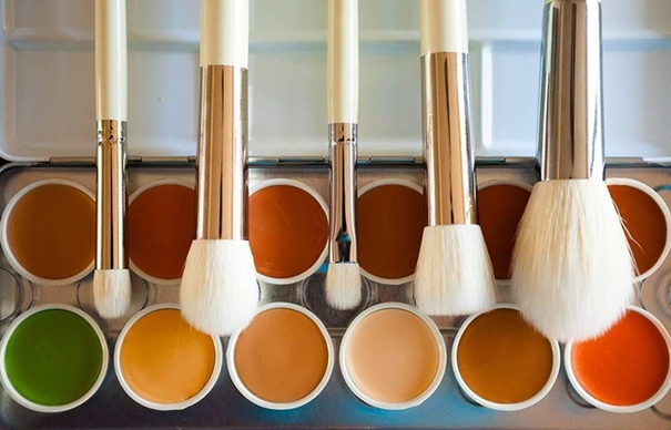 1636369423451079.jpg 進口化妝品原料公司告訴你化妝品原料進口申報要素_副本.jpg